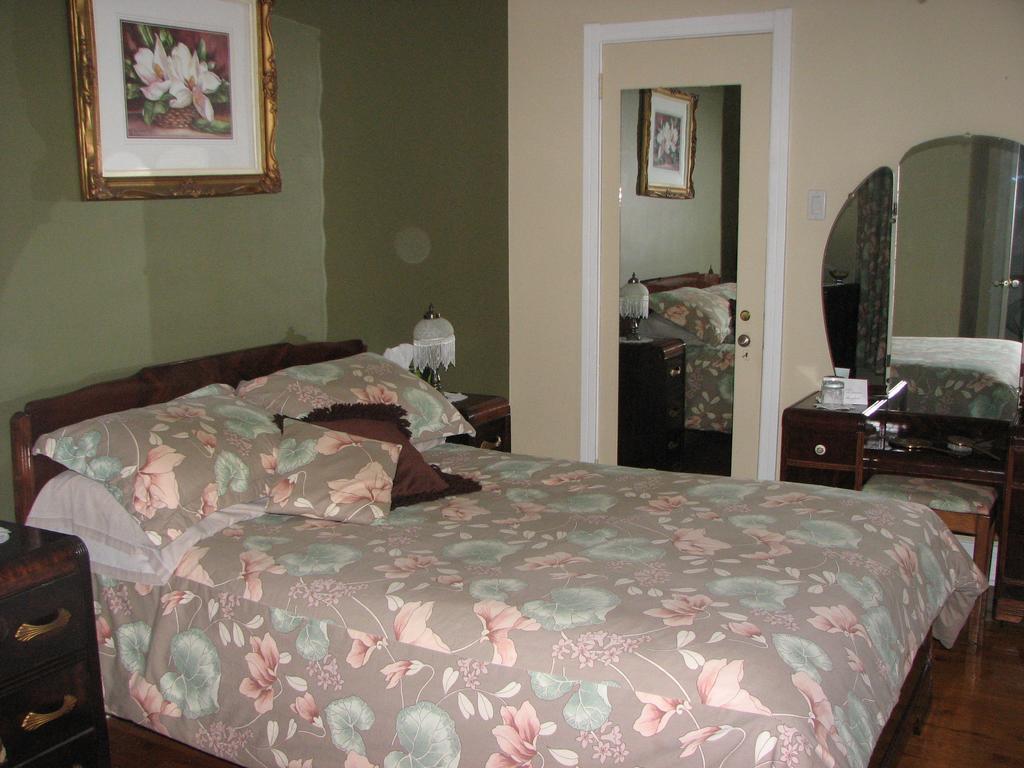Magnolia B&B Granby Esterno foto